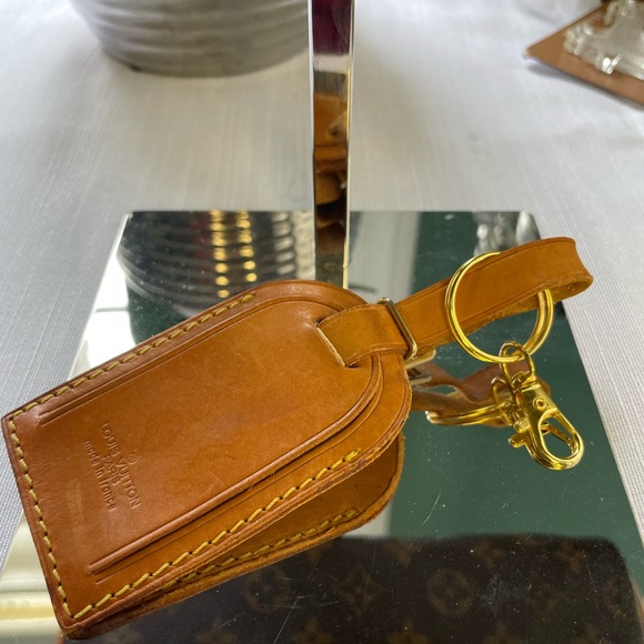 Louis Vuitton Luggage Tag - Picture 1 of 9